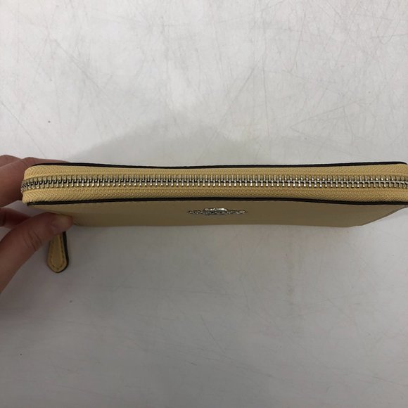 Coach Accordion zip crossgrain leather wallet Vanilla silver - Picture 12 of 16